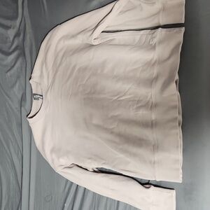 Vuori crew neck sweatshirt. Large